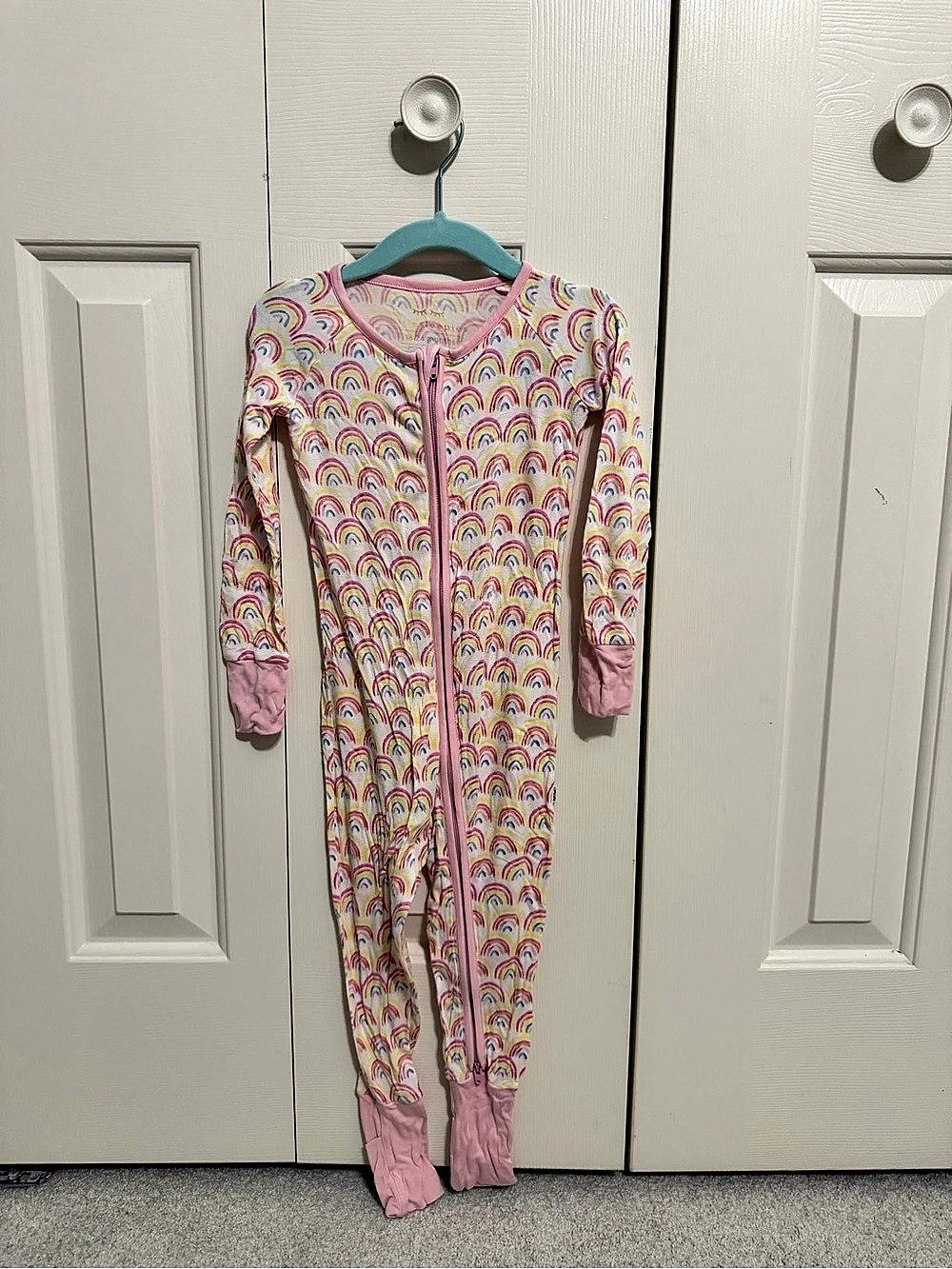 Little Sleepies Pastel Rainbows Zippy Pink Footie